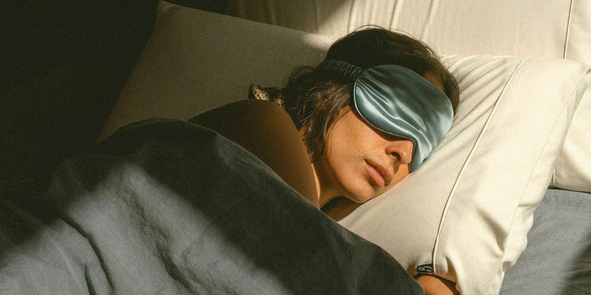 Side Sleeper? Back Sleeper? Stomach Sleeper? Your Pillow Type Matters More Than You Think.