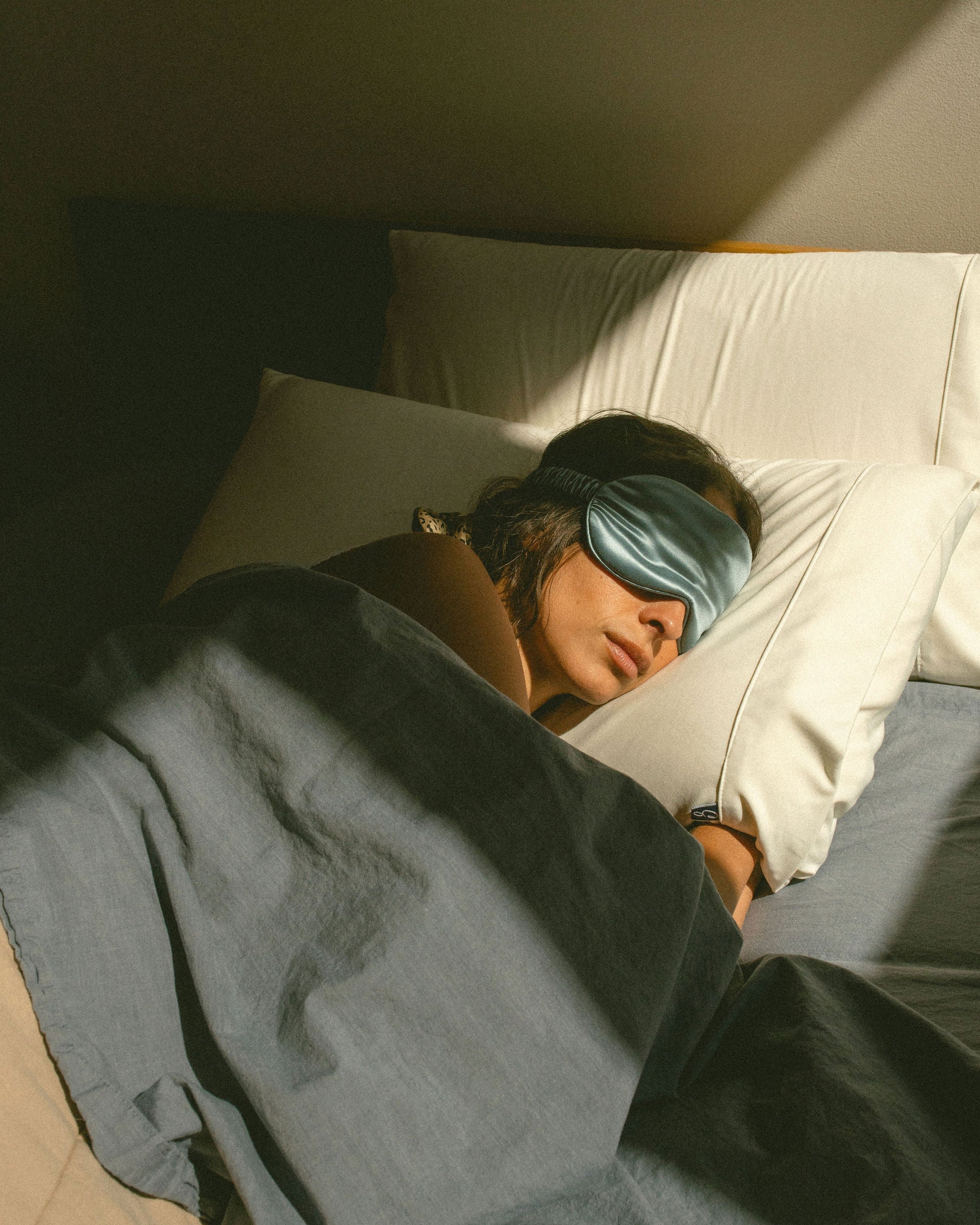 Side Sleeper? Back Sleeper? Stomach Sleeper? Your Pillow Type Matters More Than You Think.